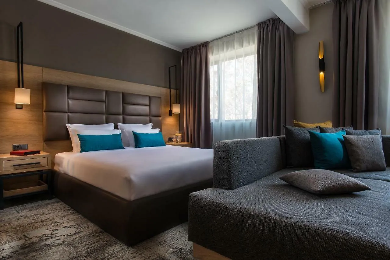 The Stay Boutique Hotel Central Square - Free Compliments - Free Wi-Fi - Top Location - Nearby Paid Parking Plovdiv